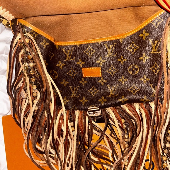 Authentictic Vintage Boho Louis Vuitton - Picture 6 of 8